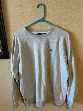 TravisMathew Gray Fleece Crewneck Sweatshirt Men’s Large